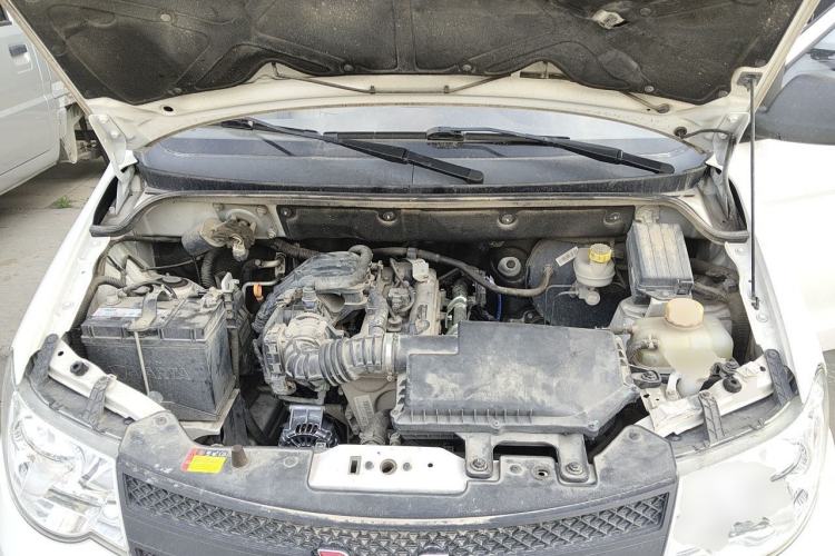 Used Wuling Hongguang 2020 1.2L S Base Model China VI LSI Engine Bay