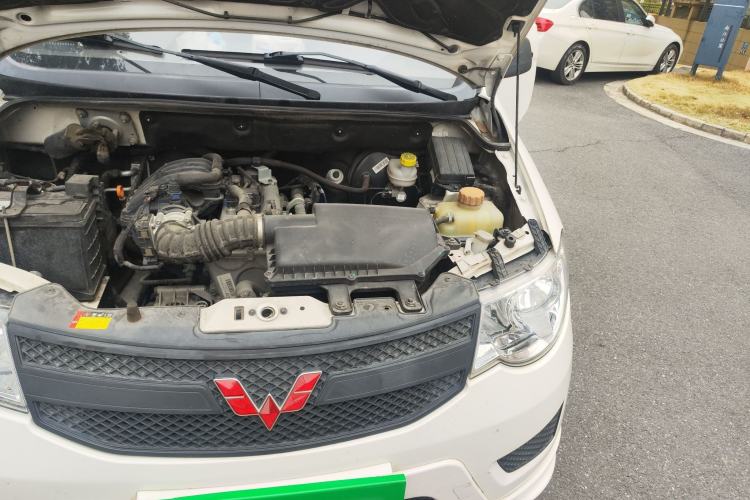 Used Wuling Hongguang 2020 1.2L S Base Model China VI LSI Engine Bay Left