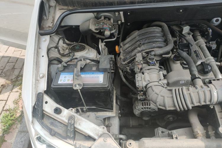 Used Wuling Hongguang 2020 1.2L S Base Model China VI LSI Engine Bay Right