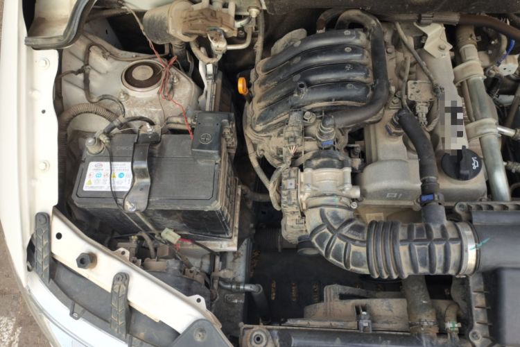 Used Wuling Hongguang 2020 1.2L S Base Model China VI LSI Engine Bay Right