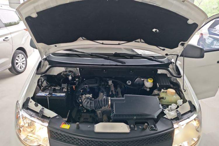 Used Wuling Hongguang 2020 1.2L S Base Model China VI LSI Engine Bay
