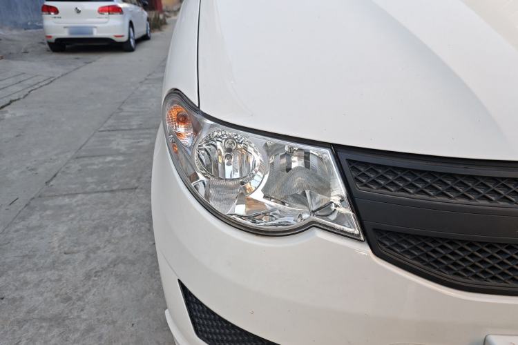 Used Wuling Hongguang 2020 1.2L S Base Model China VI LSI Exterior 1