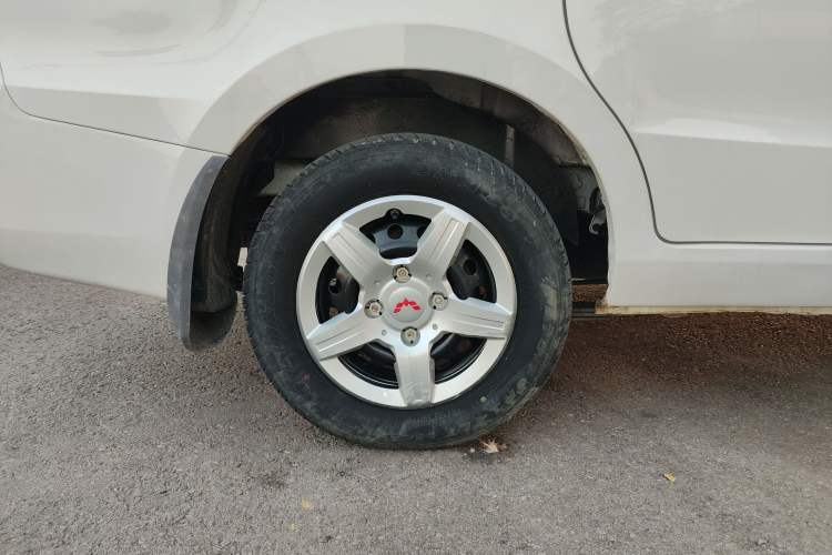Used Wuling Hongguang 2020 1.2L S Base Model China VI LSI Exterior 4