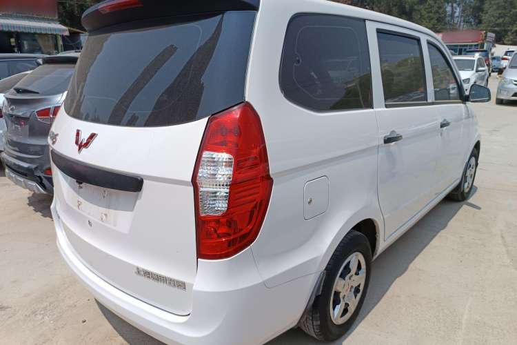 Used Wuling Hongguang 2020 1.2L S Base Model China VI LSI Exterior 4