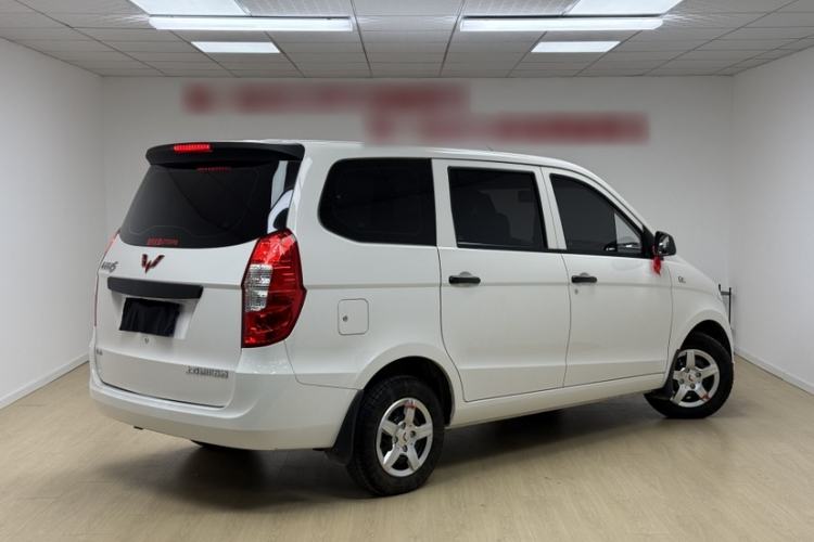 Used Wuling Hongguang 2020 1.2L S Base Model China VI LSI Exterior 5