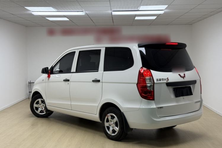 Used Wuling Hongguang 2020 1.2L S Base Model China VI LSI Exterior 6