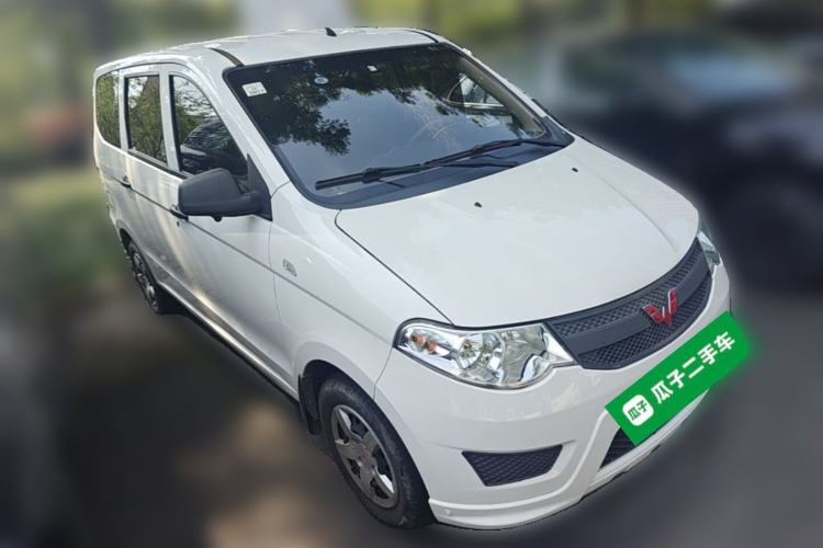 Used Wuling Hongguang 2020 1.2L S Base Model China VI LSI Front Right 45 Deg