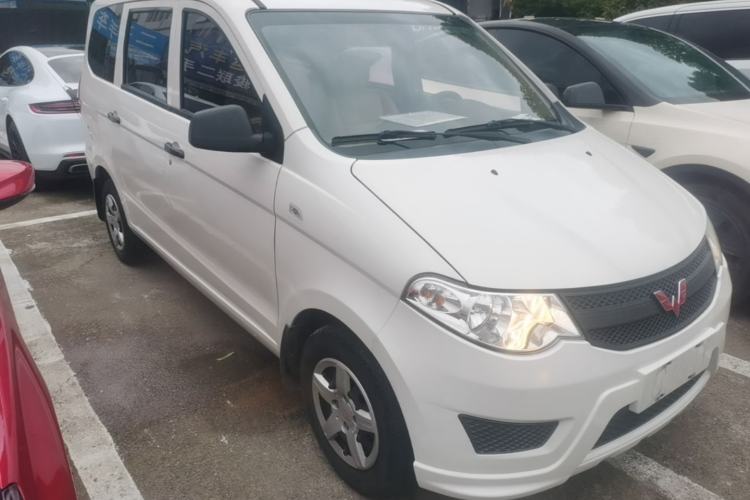 Used Wuling Hongguang 2020 1.2L S Base Model China VI LSI Front Right 45 Deg