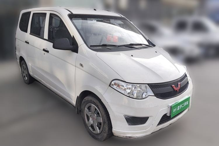 Used Wuling Hongguang 2020 1.2L S Base Model China VI LSI Front Right 45 Deg