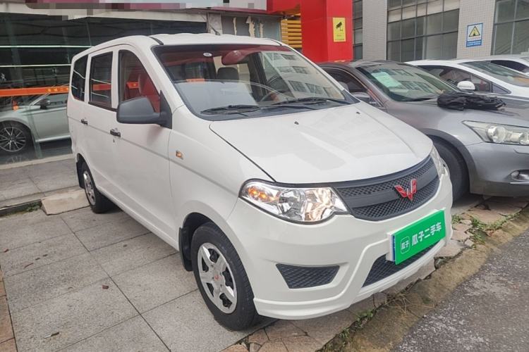 Used Wuling Hongguang 2020 1.2L S Base Model China VI LSI Front Right 45 Deg