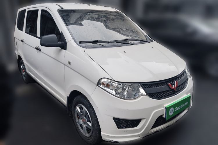 Used Wuling Hongguang 2020 1.2L S Base Model China VI LSI Front Right 45 Deg