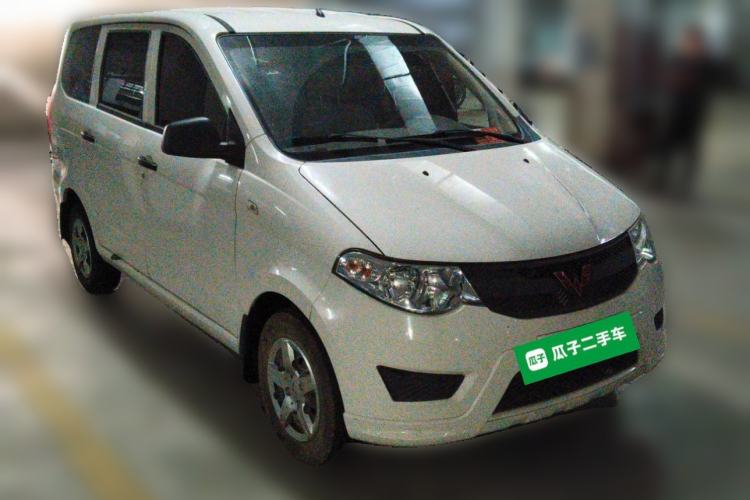 Used Wuling Hongguang 2020 1.2L S Base Model China VI LSI Front Right 45 Deg