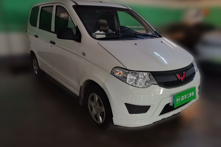 Used Wuling Hongguang 2020 1.2L S Base Model China VI LSI Front Right 45 Deg