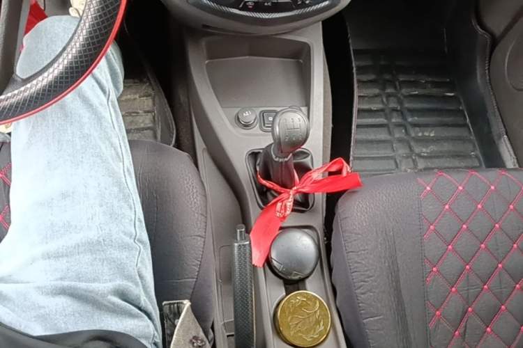 Used Wuling Hongguang 2020 1.2L S Base Model China VI LSI Gear Lever