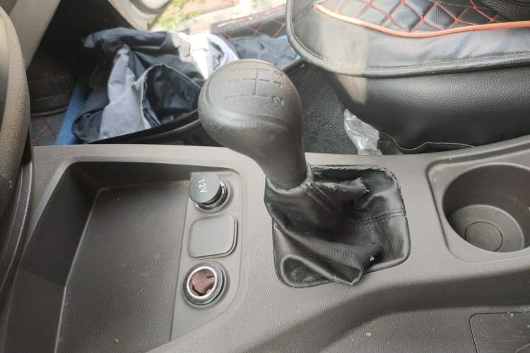 Used Wuling Hongguang 2020 1.2L S Base Model China VI LSI Gear Lever
