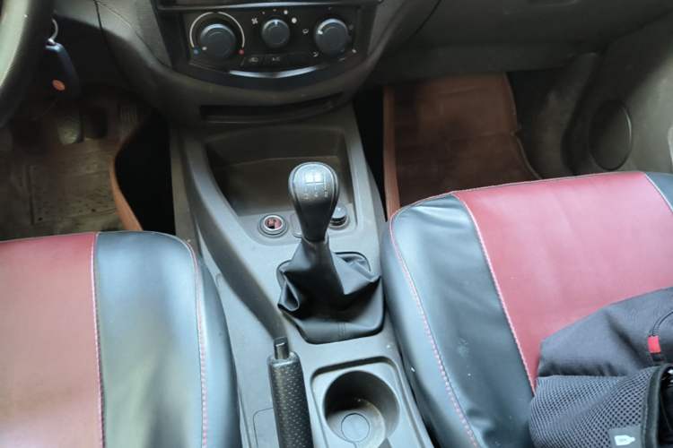 Used Wuling Hongguang 2020 1.2L S Base Model China VI LSI Gear Lever