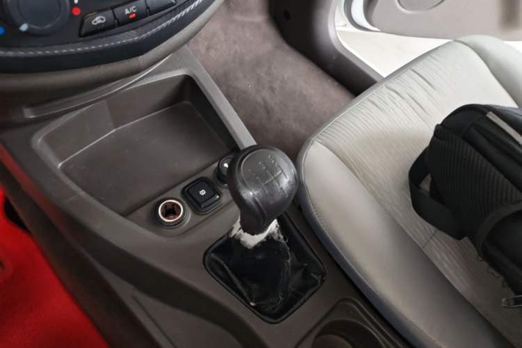 Used Wuling Hongguang 2020 1.2L S Base Model China VI LSI Gear Lever