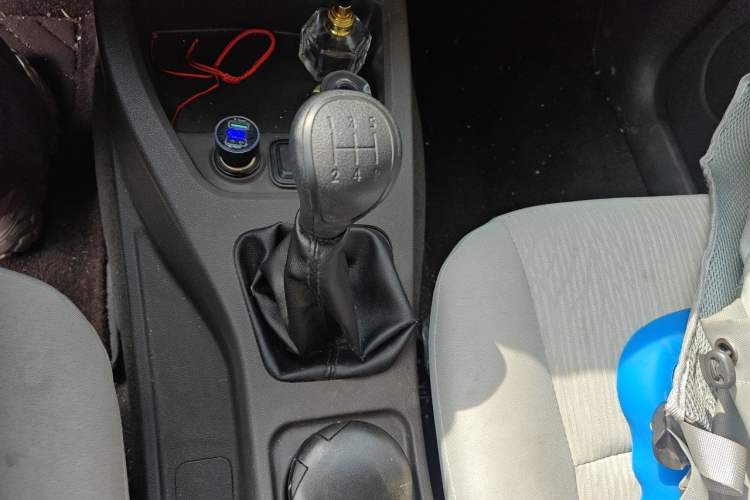 Used Wuling Hongguang 2020 1.2L S Base Model China VI LSI Gear Lever