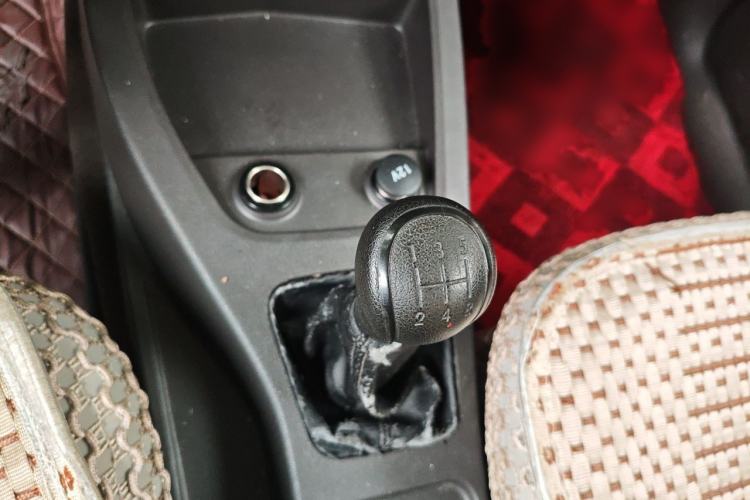 Used Wuling Hongguang 2020 1.2L S Base Model China VI LSI Gear Lever