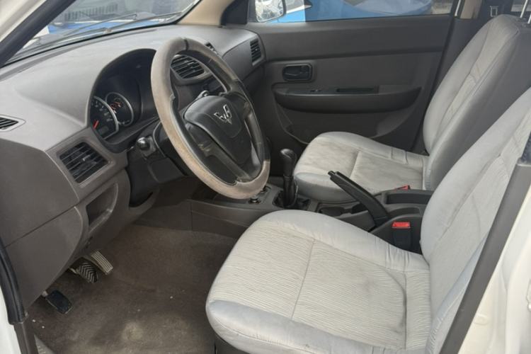 Used Wuling Hongguang 2020 1.2L S Base Model China VI LSI Interior 1