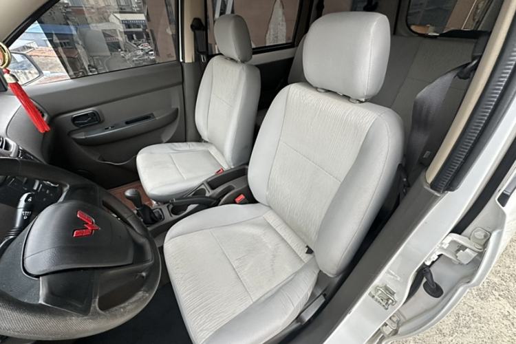 Used Wuling Hongguang 2020 1.2L S Base Model China VI LSI Interior 12