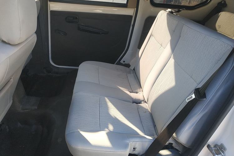 Used Wuling Hongguang 2020 1.2L S Base Model China VI LSI Interior 4