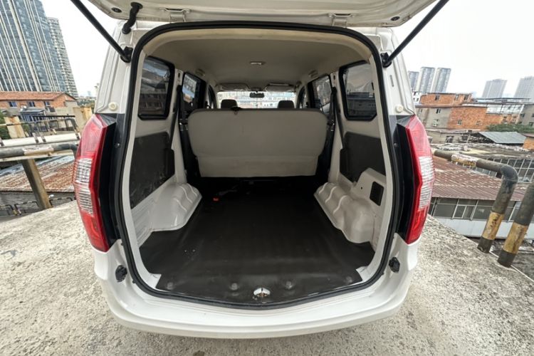 Used Wuling Hongguang 2020 1.2L S Base Model China VI LSI Interior 4
