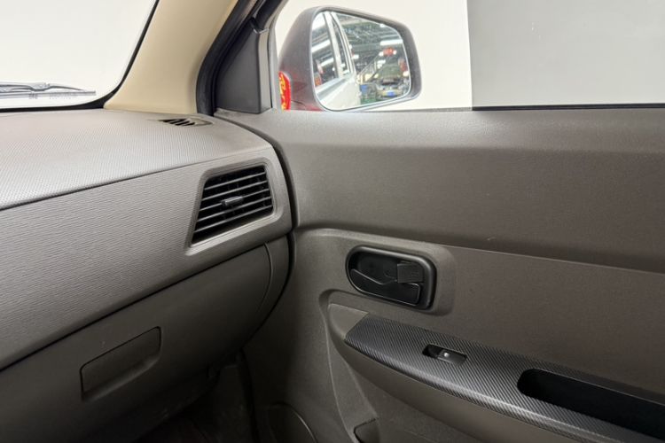 Used Wuling Hongguang 2020 1.2L S Base Model China VI LSI Interior 5