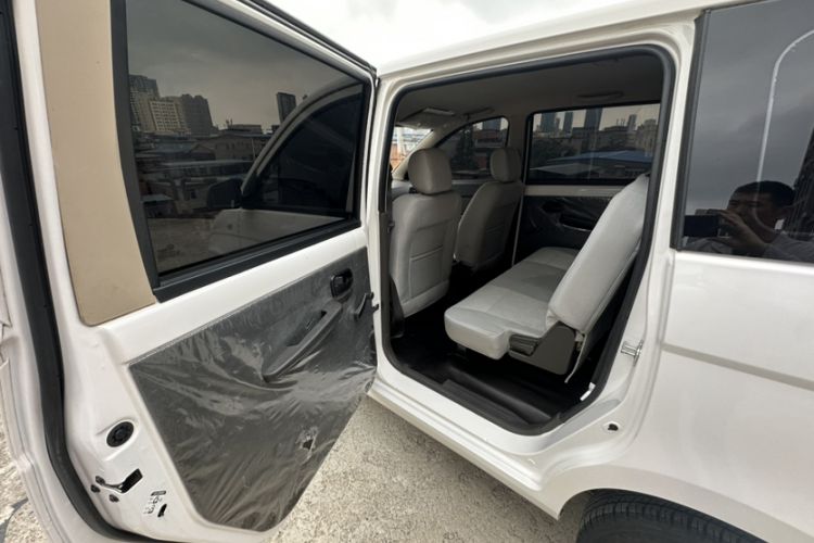 Used Wuling Hongguang 2020 1.2L S Base Model China VI LSI Interior 6