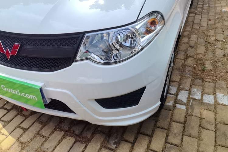 Used Wuling Hongguang 2020 1.2L S Base Model China VI LSI Left Front Headlight