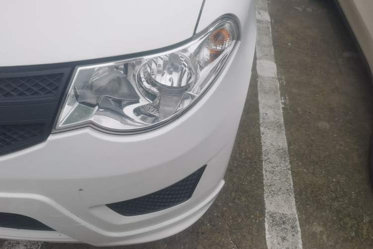 Used Wuling Hongguang 2020 1.2L S Base Model China VI LSI Left Front Headlight