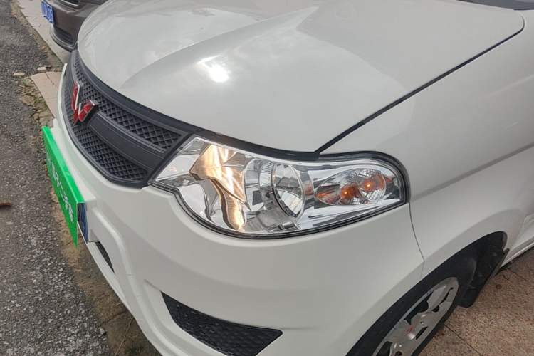 Used Wuling Hongguang 2020 1.2L S Base Model China VI LSI Left Front Headlight