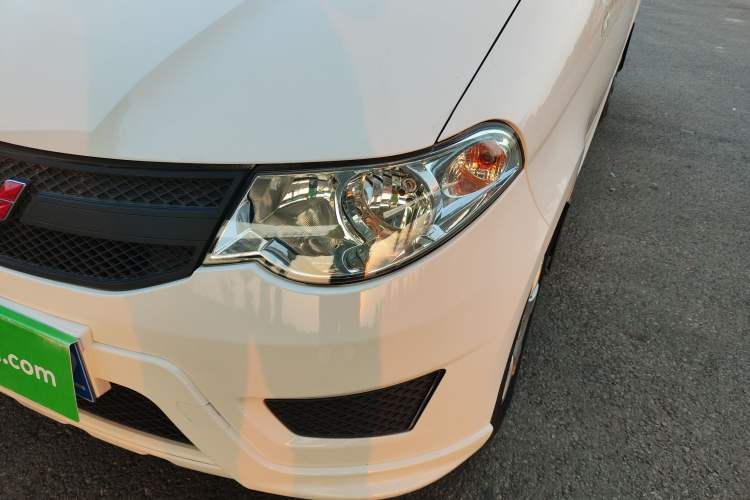 Used Wuling Hongguang 2020 1.2L S Base Model China VI LSI Left Front Headlight