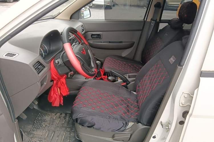 Used Wuling Hongguang 2020 1.2L S Base Model China VI LSI Left Front Seat