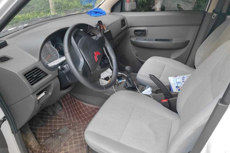 Used Wuling Hongguang 2020 1.2L S Base Model China VI LSI Left Front Seat