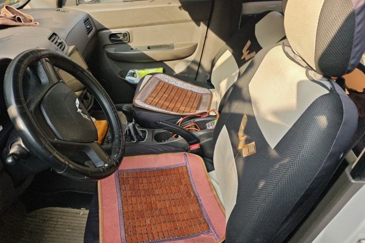 Used Wuling Hongguang 2020 1.2L S Base Model China VI LSI Left Front Seat