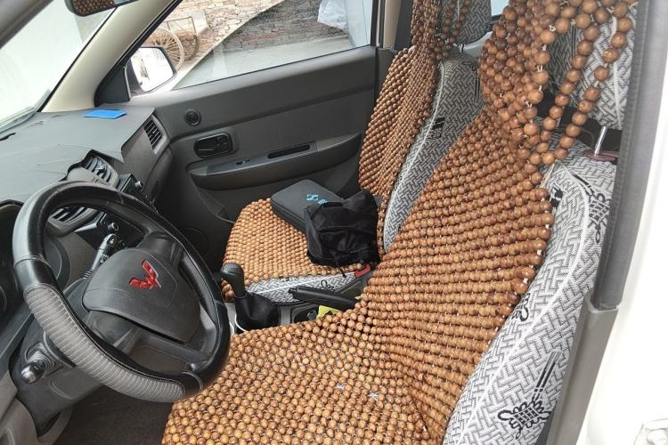 Used Wuling Hongguang 2020 1.2L S Base Model China VI LSI Left Front Seat