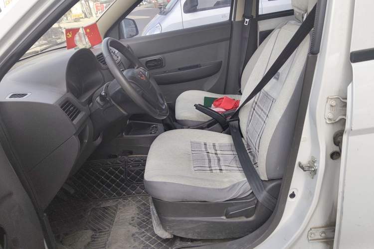 Used Wuling Hongguang 2020 1.2L S Base Model China VI LSI Left Front Seat