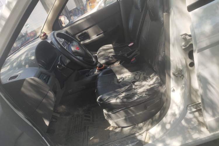 Used Wuling Hongguang 2020 1.2L S Base Model China VI LSI Left Front Seat