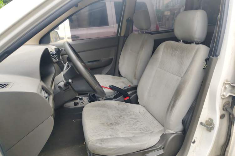 Used Wuling Hongguang 2020 1.2L S Base Model China VI LSI Left Front Seat