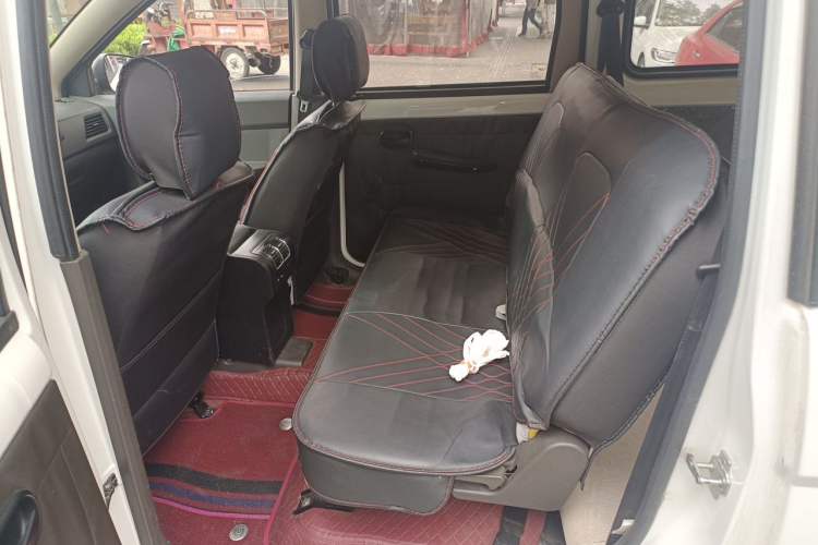 Used Wuling Hongguang 2020 1.2L S Base Model China VI LSI Left Rear Seat