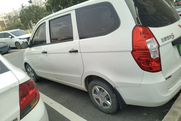 Used Wuling Hongguang 2020 1.2L S Base Model China VI LSI Left Side