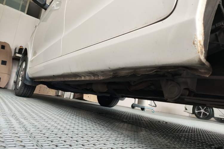 Used Wuling Hongguang 2020 1.2L S Base Model China VI LSI Left Side Sill