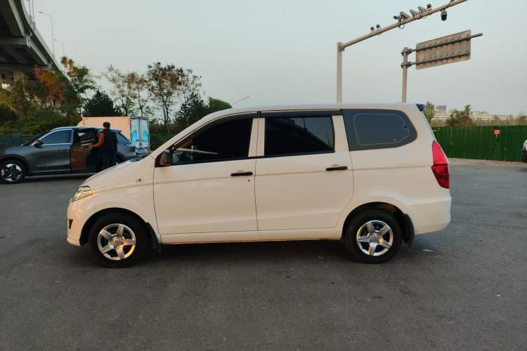 Used Wuling Hongguang 2020 1.2L S Base Model China VI LSI Left Side