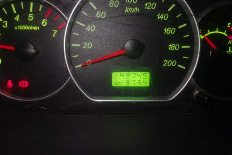 Used Wuling Hongguang 2020 1.2L S Base Model China VI LSI Odometer Close Up