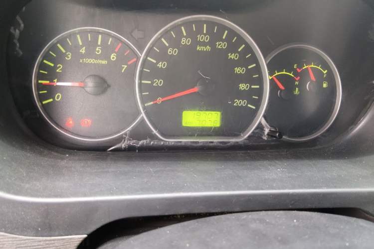 Used Wuling Hongguang 2020 1.2L S Base Model China VI LSI Odometer Close Up