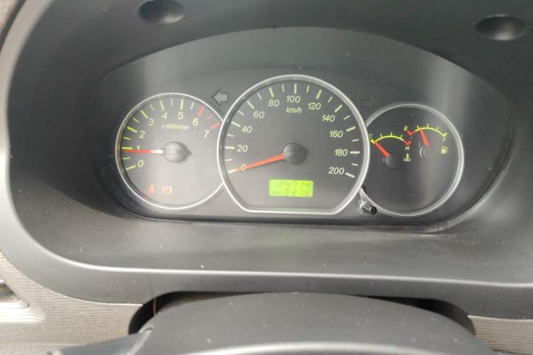 Used Wuling Hongguang 2020 1.2L S Base Model China VI LSI Odometer Close Up