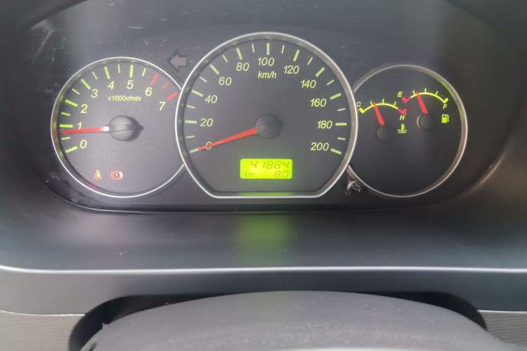 Used Wuling Hongguang 2020 1.2L S Base Model China VI LSI Odometer Close Up
