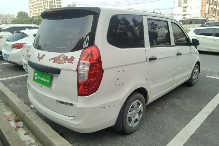 Used Wuling Hongguang 2020 1.2L S Base Model China VI LSI Rear Right 45 Deg