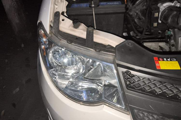 Used Wuling Hongguang 2020 1.2L S Base Model China VI LSI Right Front Headlight